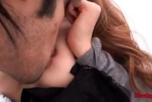 ノーパン美少女のフェラチオで口内発射