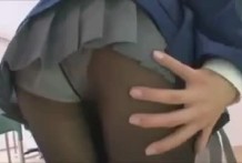 黒タイツ女子校生が教室で追試FUCKに悶絶