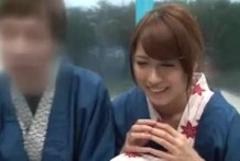 與男友隔著薄紙板狀況下與陌生人私通SEX 4/10