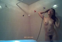 洗澡偷拍