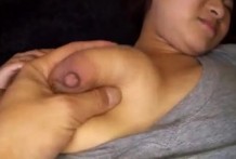 デカ過ぎ危険！はじけそうな巨乳を惜しげもなく男に捧げる痴女