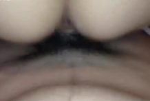 騎乗位好きな19歳はフェラも大好き