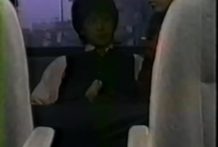 【流出】人目を気にしながら彼女とカーセックス