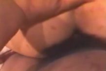 エロ好きな不倫妻をプライベートビデオ撮り