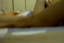 本土-先玩假屌戴套內射對話多超會叫