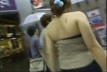 ナンパ 爆乳 体も顔もボンバー娘、下着撮影だけが階段脇で露出立ちマンSEX